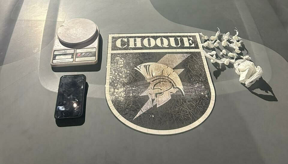 Imagem de compartilhamento para o artigo Homem é preso por tráfico de drogas após usar motocicleta para entregas em Coxim da MS Todo dia